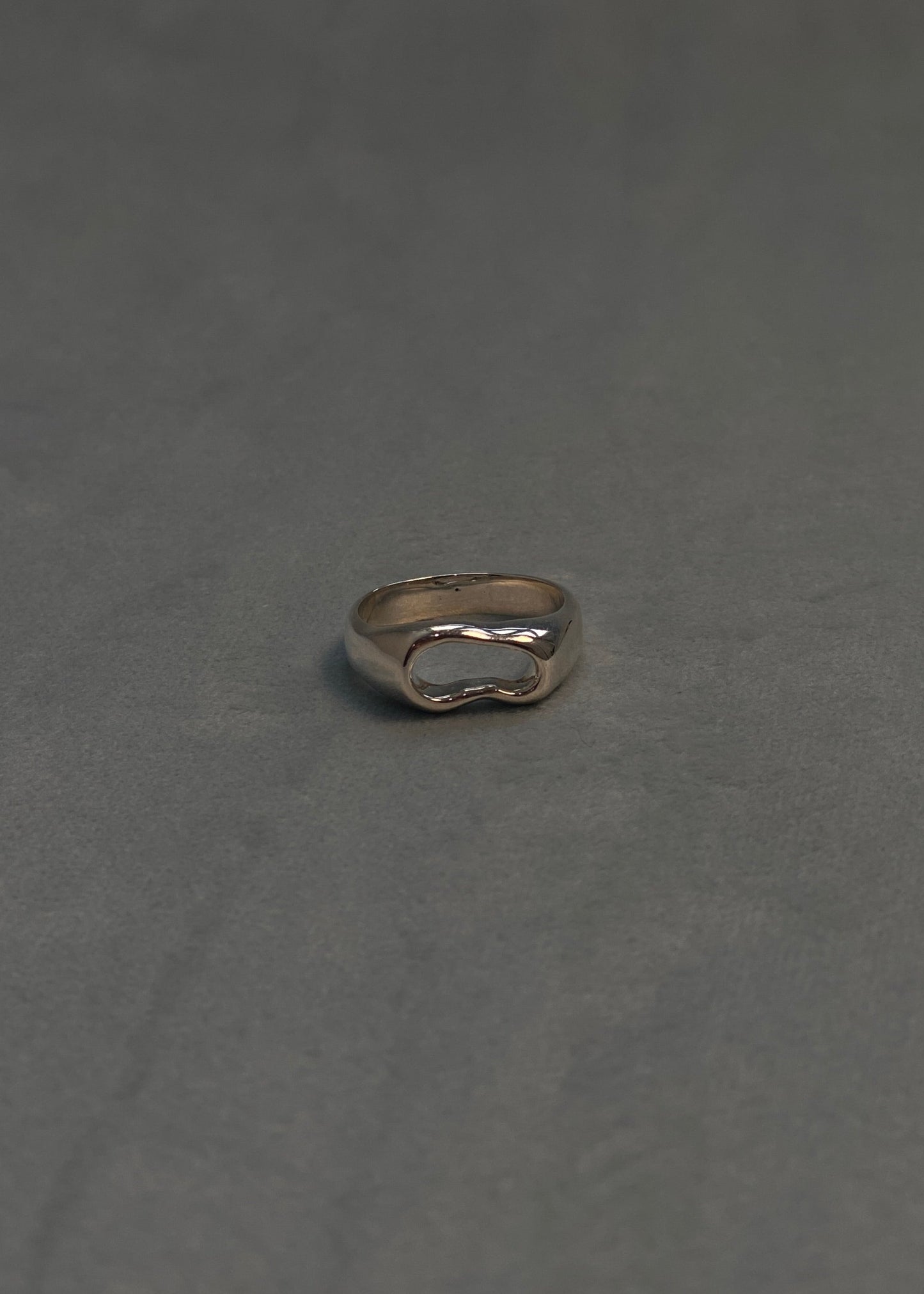 Curve Ring